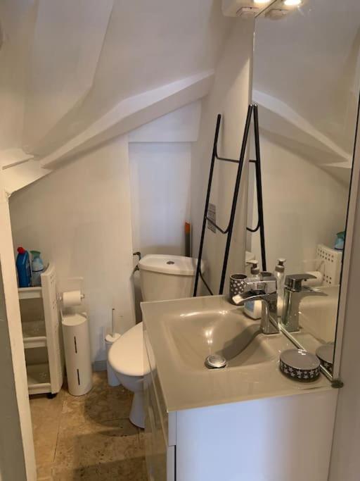 Mas 19E Entierement Climatise Avec Piscine A Usage Exclusif Roquemaure  Luaran gambar