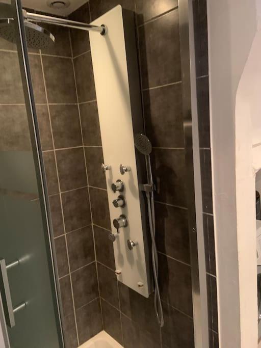 Mas 19E Entierement Climatise Avec Piscine A Usage Exclusif Roquemaure  Luaran gambar
